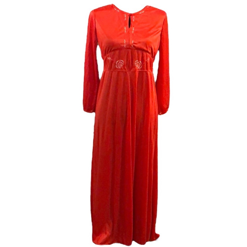 VINTAGE WACOAL LONG SLEEVE EMPIRE WAIST EMBROIDERED NIGHT GOWN RED WHITE SIZE M